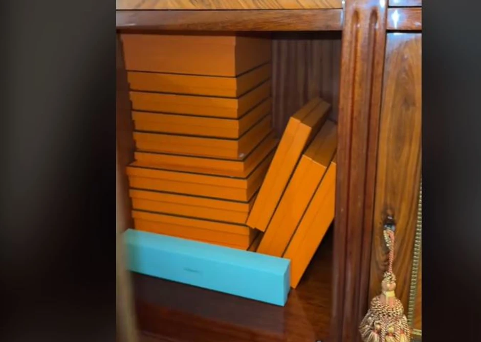 Fioka sa Hermes tanjirima