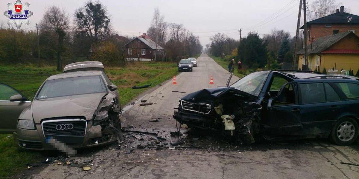 Spowodowali wypadek i ukradli pieniądze. Policja szuka sprawców napadu