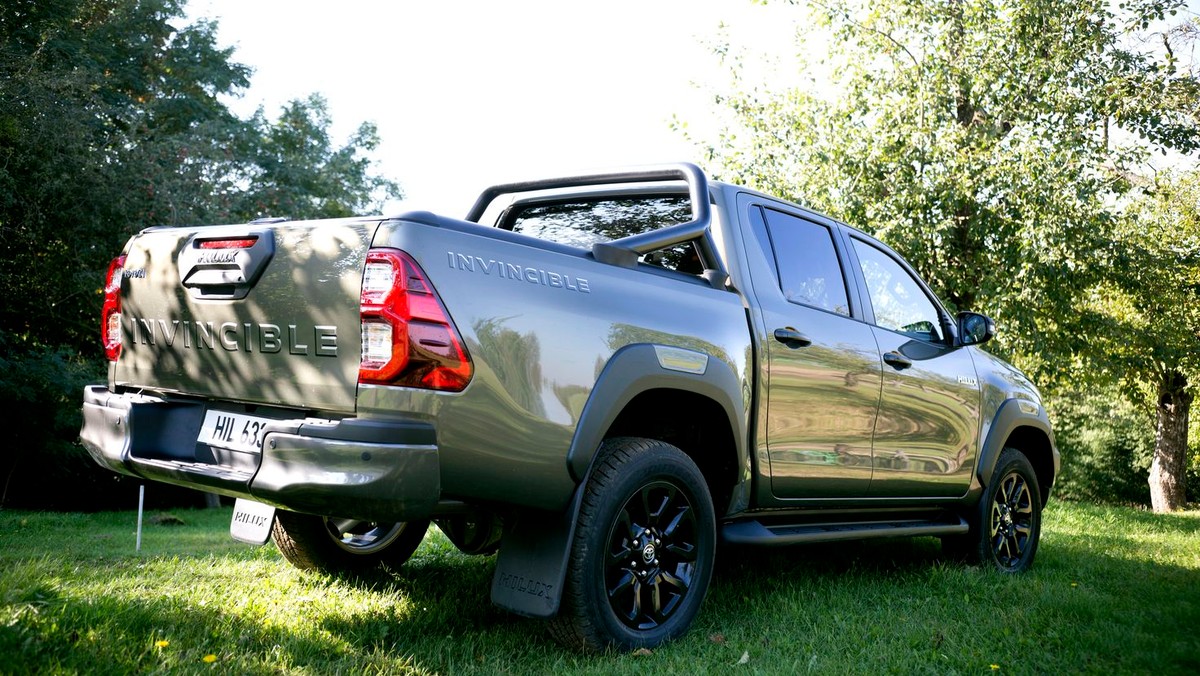 Nowa Toyota Hilux Debiutuje W Polsce. Ceną Jednak Zaskakuje Stary Model - Dziennik.pl