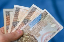 Podatek zniknie przy transakcjach do 3000 zł. Nowy limit PCC przy sprzedaży rzeczy