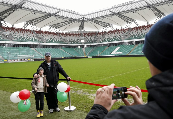 Zwiedzanie stadionu Legii w ramach WOŚP