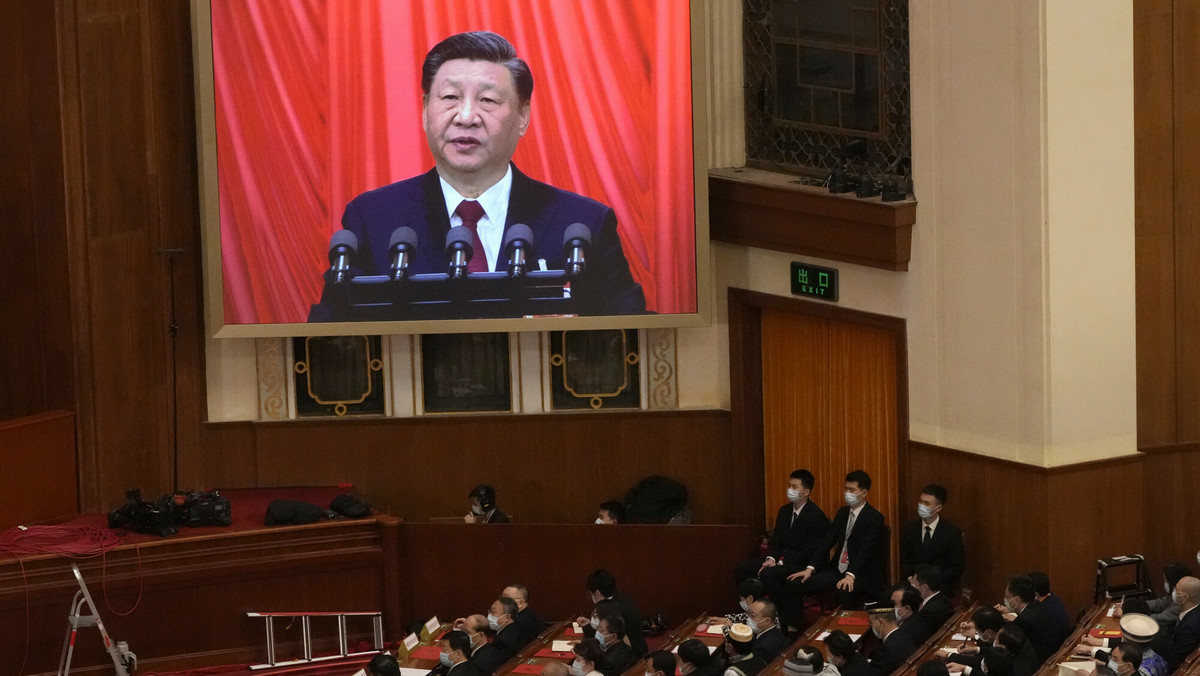Xi Jinping chce stworzyć "Wielki Mur Stali"