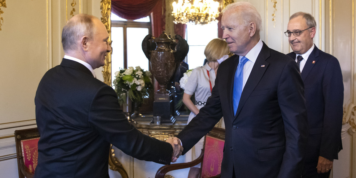 Joe Biden zadeklarował w poniedziałek, że inwazja Rosji na Ukrainę oznacza de facto koniec Nord Stream 2.