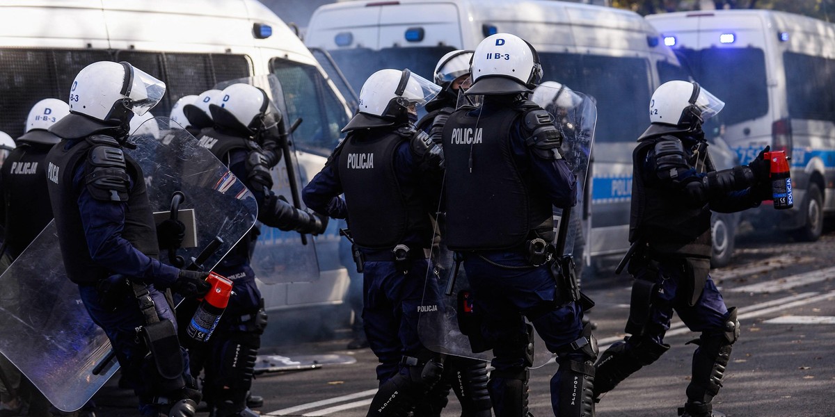 Poszedł na protesty, został zatrzymany