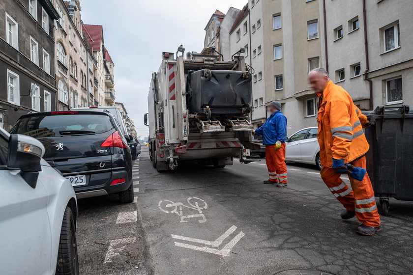 Ratunkowy numer konta do opłat za wywóz śmieci uruchomiono