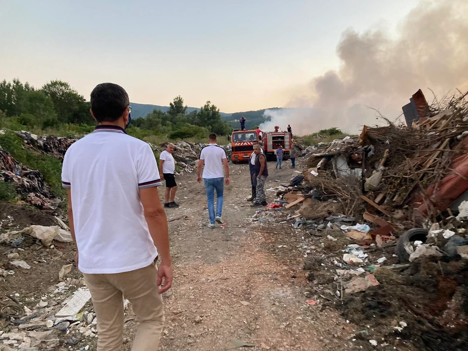 Požar na deponiji kod Požege