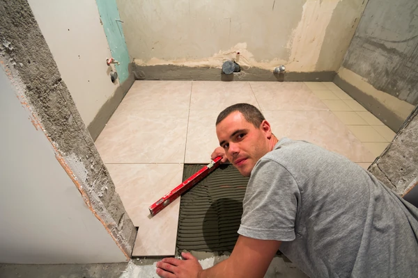 Keramičar (21) iz Hrvatske se pohvalio KOLIKO ZARAĐUJE MESEČNO I JOŠ SMO NEMI OD SUME: Tek auto koji vozi da vidite - LEPIĆE PLOČICE I KO NEĆE