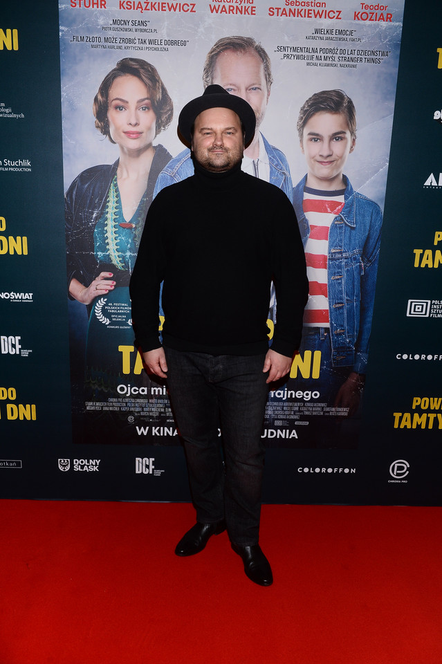 Sebastian Stankiewicz na premierze filmu "Powrót do tamtych dni"