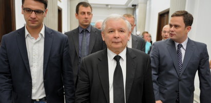 Kaczyński chce wyrzucenia Hofmana, Kamińskiego i Rogackiego