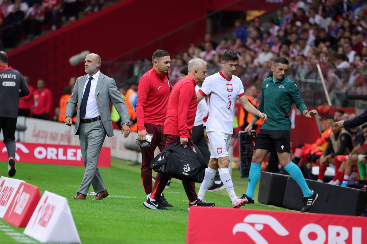 Robert Lewandowski i trener reprezentacji Polski Michał Probierz