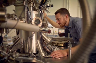 Dwa wymiary węgla. Grafen ma grubość jednego atomu [EUREKA DGP]