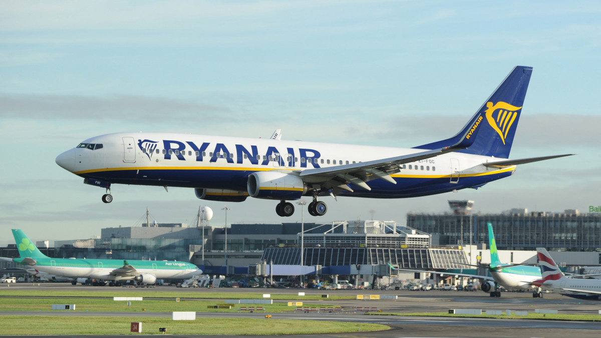 Ryanair przeniesie samoloty i personel do Polski?