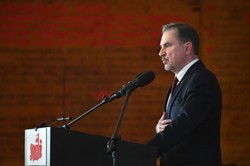 Piotr Duda reaguje na słowa Danuty Wałęsy: Nikt nikogo nie gumkuje