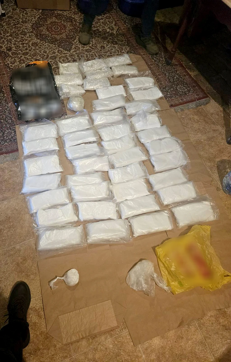 S.Mitrovica: Zaplenjeno preko 100 kilograma narkotika, uhapšene dve osobe