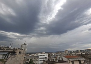 nebo oblaci nevreme oluja
