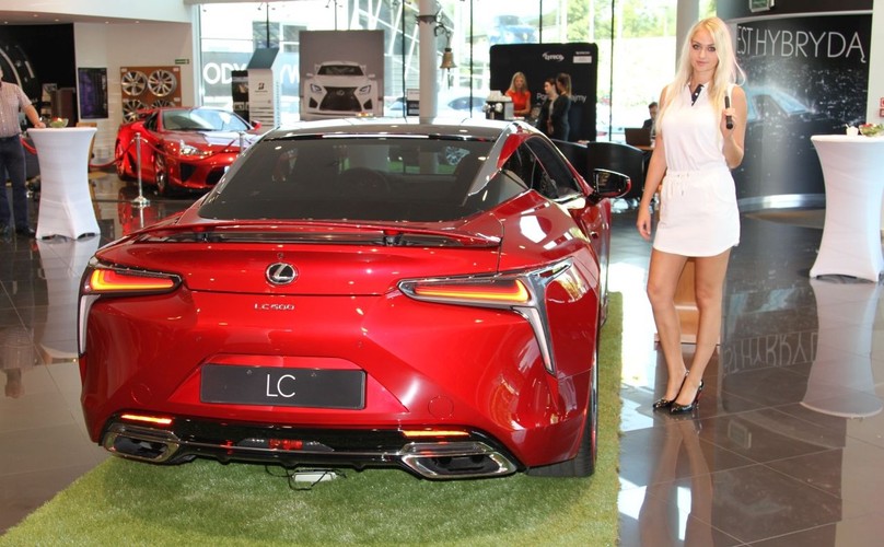 Lexus LC