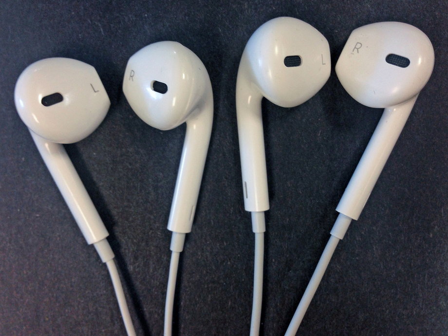 Apple's Earpods.