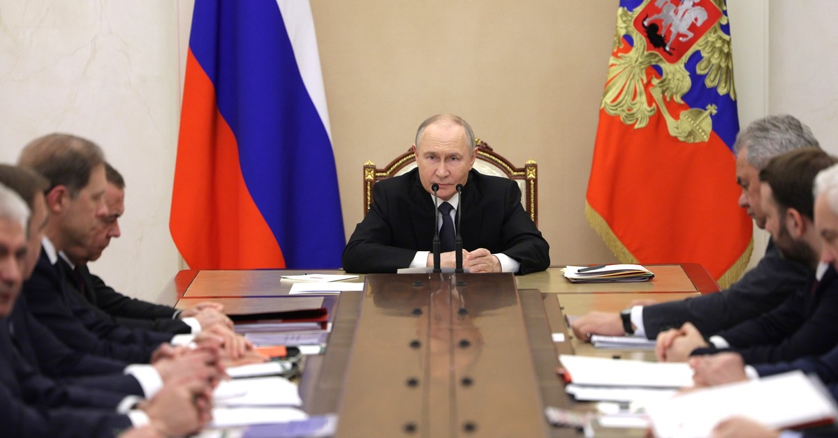 Co dokładnie powiedział Putin rosyjskiej zbrojeniówce? Potrzebne drony, lasery, satelity i AI.