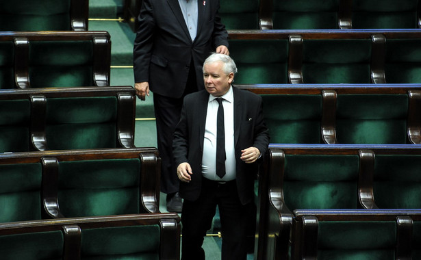 Jarosław Kaczyński już pięć lat temu zapowiadał likwidację gimnazjów. Dopatrzył się tam lobby...