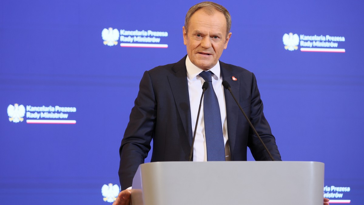 Donald Tusk powołał specjalny zespół ws. rozdziału państwa od Kościoła 