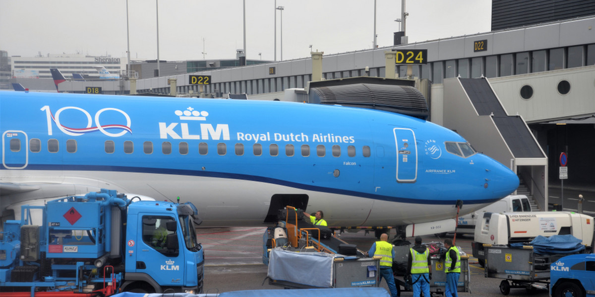 Amsterdam i Brukselę dzieli niewiele ponad 200 km. KLM we współpracy z Thalys i NS Dutch Railways zmniejszy częstotliwość lotów na tej trasie, stopniowo zastępując samolot połączeniami kolejowymi