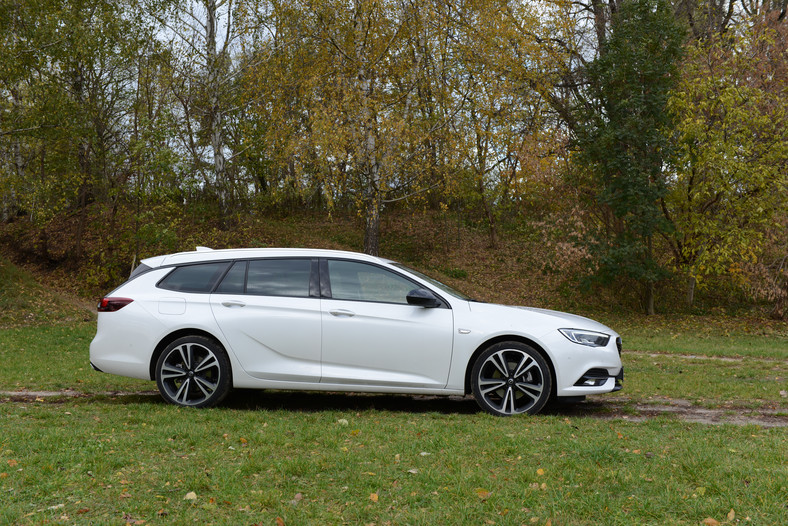 Opel Insignia 2.0d Sports Tourer Exclusive AWD