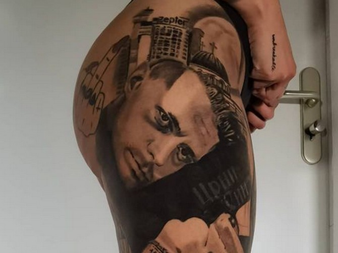 Biković na zadnjici, Foto - Printscreen, Instagram
