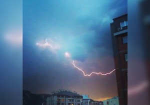 YT_munja_grom_u_Uzicu_2018_vesti_blic_safe