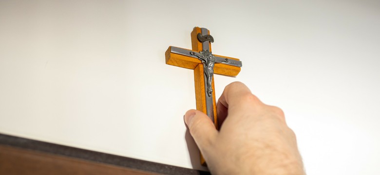 Zakaz symboli religijnych w miejscach publicznych? Polacy wyrazili zdanie
