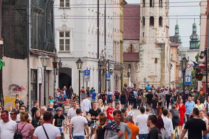 Ponad 4 tys. zł "na rękę". Tyle przeciętnie na początku roku zarabiał Polak