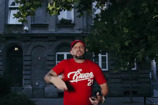 Peja pokazuje nowy klip. Premiera płyty "G.O.A.T" we wrześniu