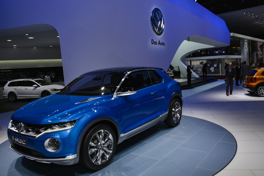 VW T-Roc Concept zaprezentowany podczas targów samochodowych w Genewie w 2014 r.