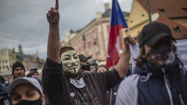 Czechy: demonstracje przeciwko restrykcjom związanym z koronawirusem