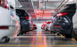 drożyzna na stacjach nie przekonuje do elektryków. niewielu polaków planuje ich zakup