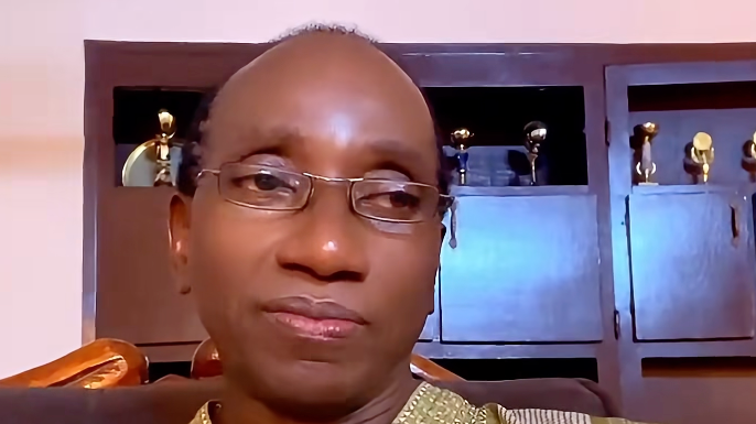 Zabávač, spevák a herec Ibrahim Maiga.