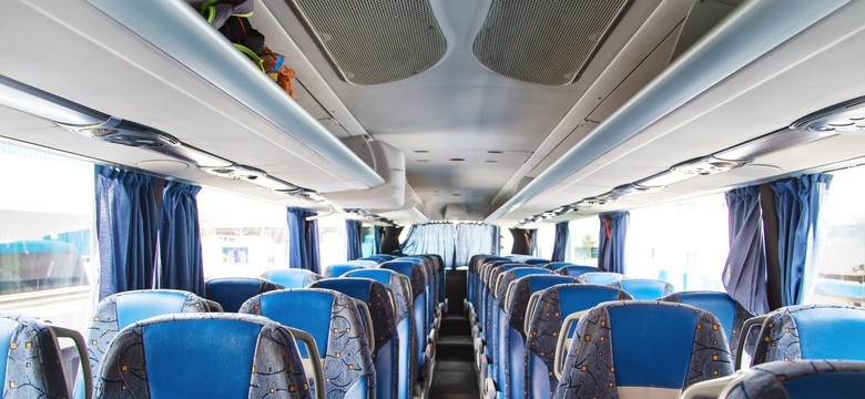 Polski przewoźnik uruchamia kursy autobusowe z Warszawy do Królewca. Decyzja budzi niepokój służb