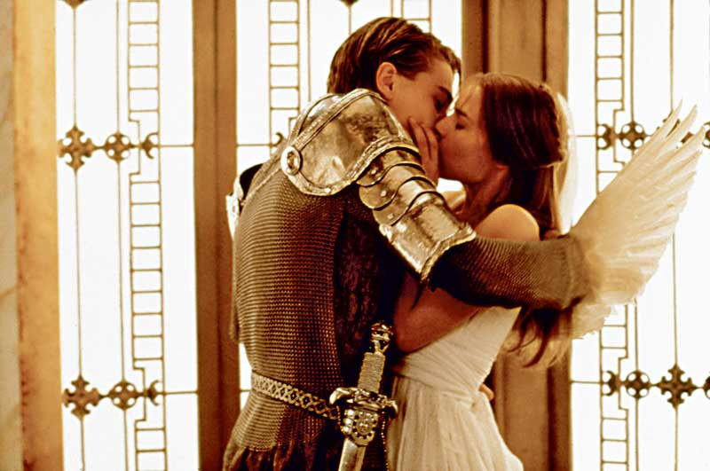 Claire Danes i Leonardo DiCaprio w filmie "Romeo i Julia"