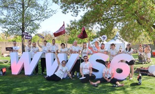 Wielkie Wrocławskie Saunowanie. Światło, lasery, zabawa i kilka tysięcy uczestników!