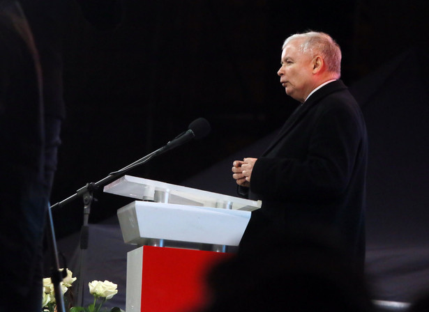 Kaczyński: Tragedia smoleńska nie była przypadkiem. Bawili się zapałkami, podpalili dom