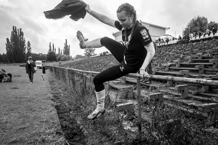 Rugby to męski sport? Nic bardziej mylnego. Panie dają radę!