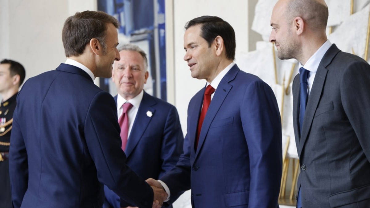 Emanuel Makron, Marko Rubio i Stiv Vitkof u Parizu 17. aprila