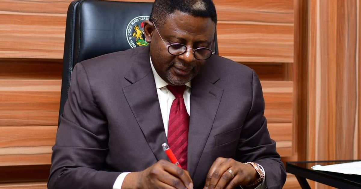 Bag of rice is ₦80k - Cross River workers disappointed with Otu's ₦40k wage - Vimarsana News