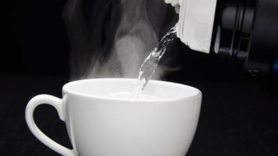 Side effects of drinking hot water too frequently [Pintetrest]