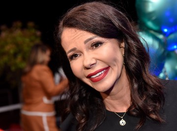 Muž Jelene Bačić Alimpić uslikan posle duže vremena: Ćerka došla iz Amerike za praznike, tu je i sin sa ženom i ćerkom - Slika zlata vredi  