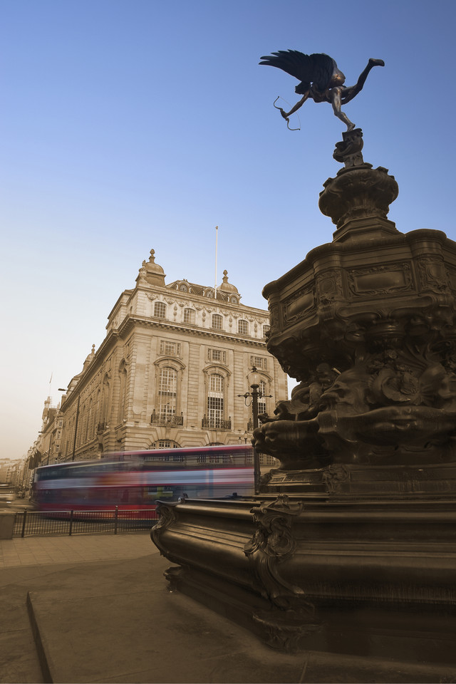 Piccadilly Circus w Londynie