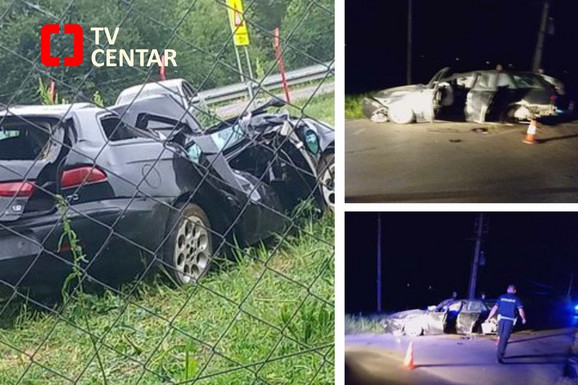 SUVOZAČ POGINUO, VOZAČ POBEGAO! Teška nesreća kod Svilajnca: Sleteo sa puta, udario u ogradu, na kraju se zakucao u banderu, VOZILO SMRSKANO (FOTO)