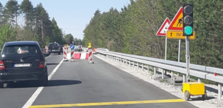 Radovi na putu