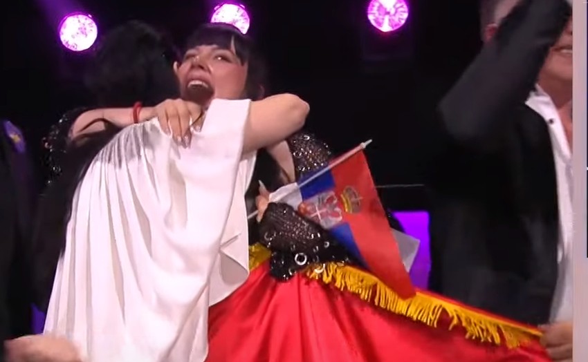 Teya Dora slavi prolazak u finale Evrovizije