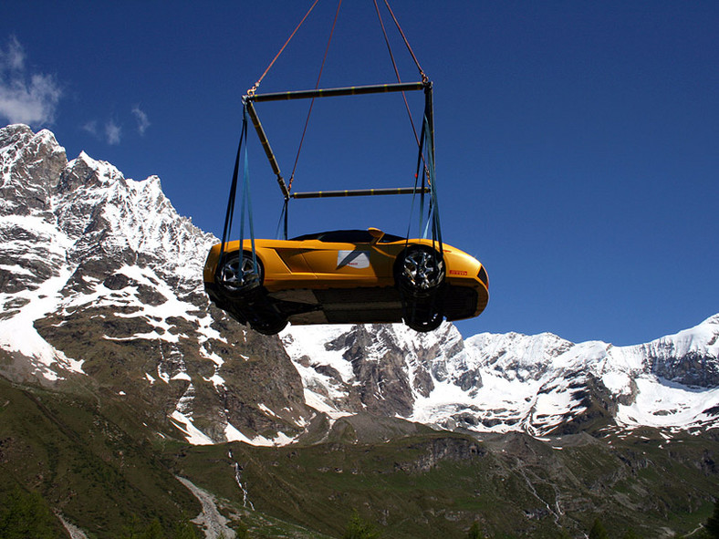 Pirelli Sottozero 2 pod Matterhorn, czyli jak zaprezentować zimowe opony latem