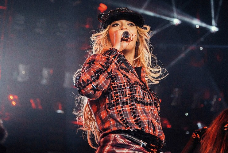 Beyoncé podczas koncertu w ramach 'The Mrs. Carter Show World Tour 2014' w Barcelonie